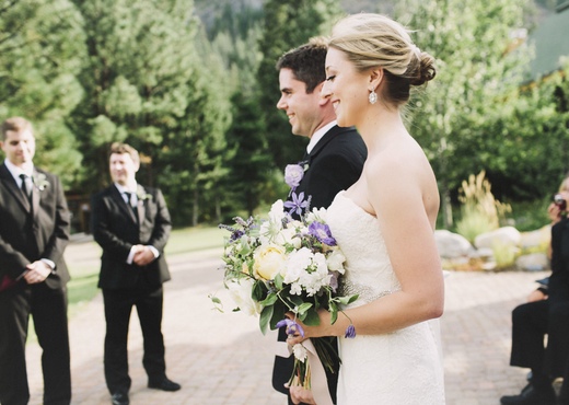 bride and groom, mazama wedding, finch and thistle, design sponge